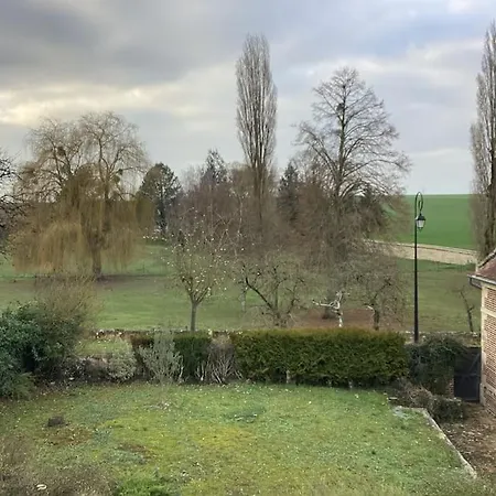 Holiday home Envie De Calme Et De Campagne Lachelle